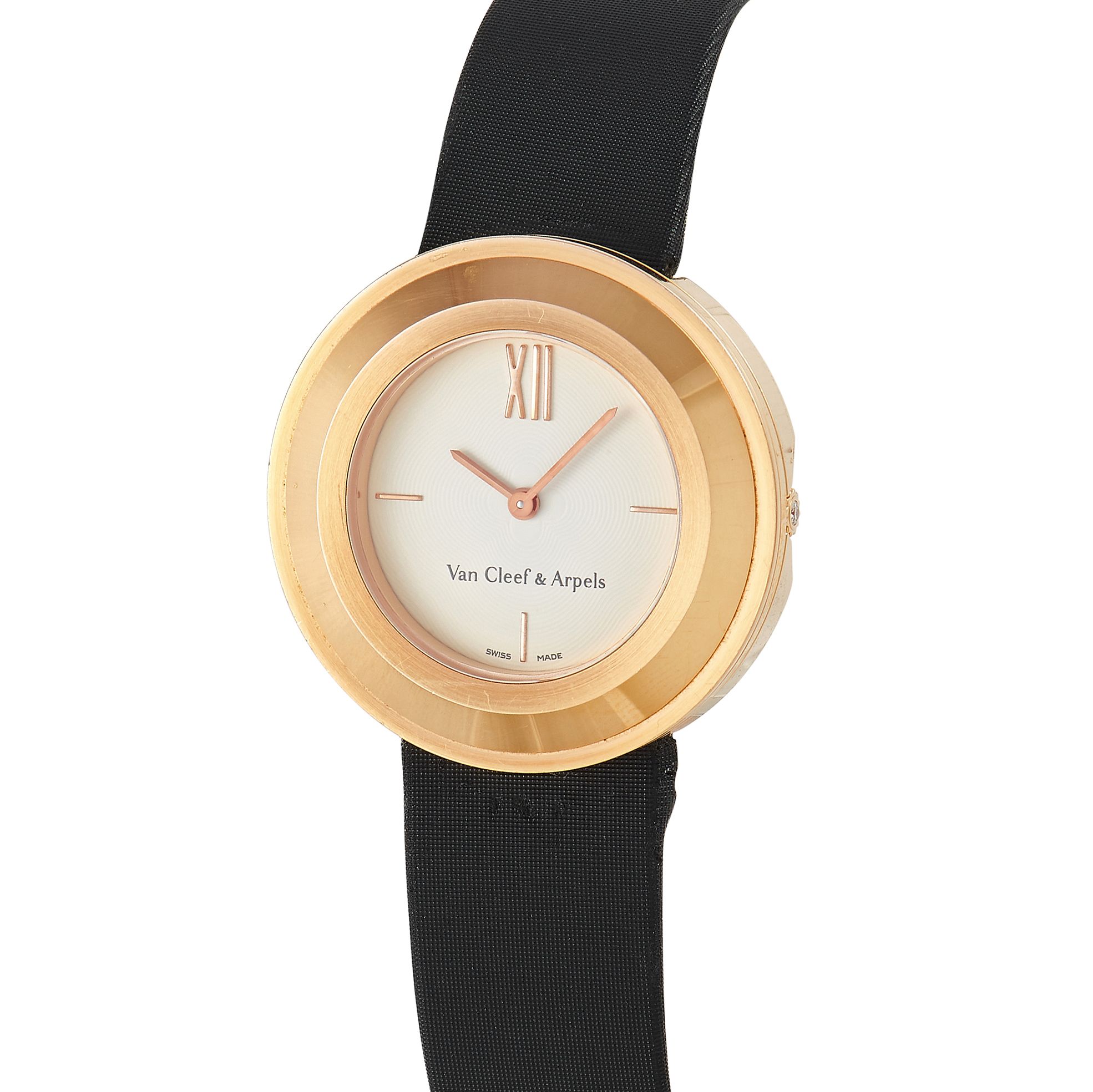 Van Cleef & Arpels Charms Quartz Ladies Watch 2572200