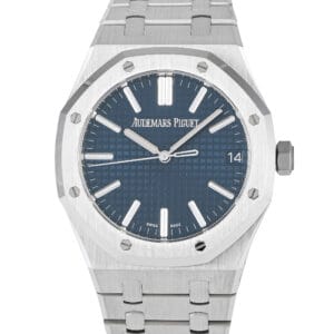There's power in simplicity and this Royal Oak ref.15510ST.OO.1320ST.06 proves it. This good-looking watch has the basic time and date feature housed on a 41mm stainless steel, on stainless steel bracelet. What makes this timekeeper a standout is its "Bleu Nuit, Nuage 50" face that mirrors that of the original model from 1972. The dial has a "Grande Tapisserie" pattern, with luminous white gold index hour markers and hands, and a discreet date window at 3 o'clock. Powering the watch is the new generation automatic winding caliber 4302 that you can view from the transparent caseback. This pre-owned Audemars Piguet Royal Oak Blue Dial Watch 15510ST.OO.1320ST.06 is accompanied by papers and the manufacturer's box.