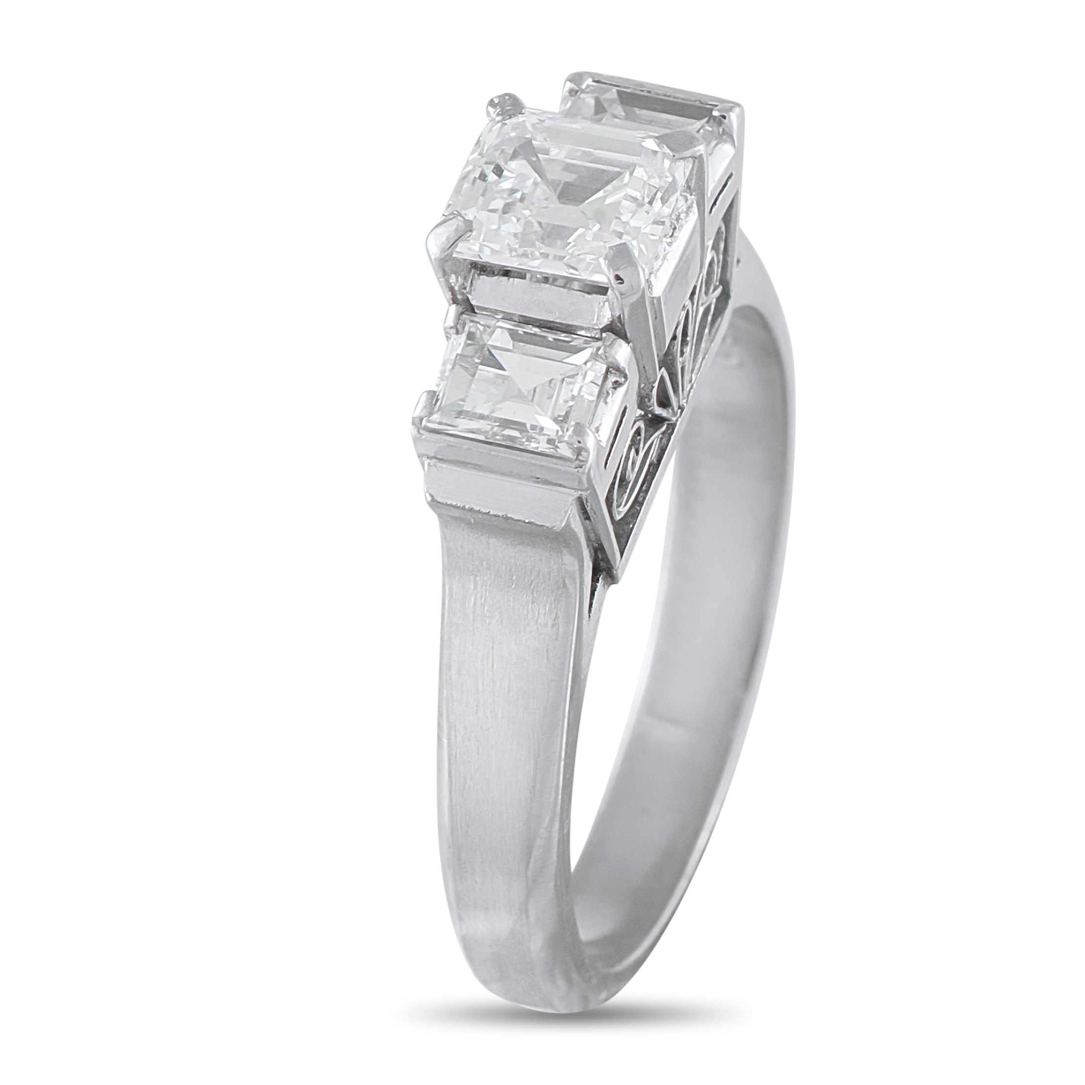 LB Exclusive Platinum 1.32ct Diamond Three-Stone Ring #5251