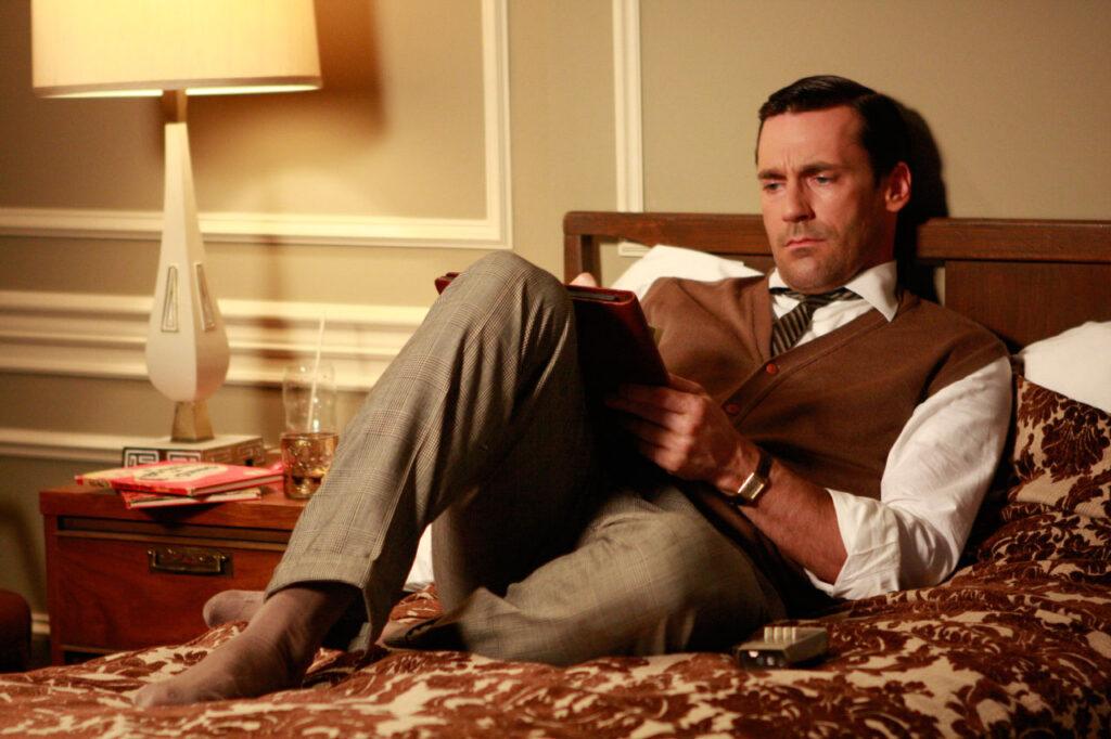 Don Draper's watch the Jaeger-LeCoultre Reverso Classique in Yellow Gold