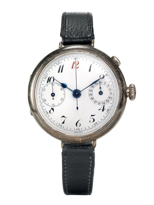 Breitling's first wrist-worn chronographs with an independent pusher at 2 o’clock