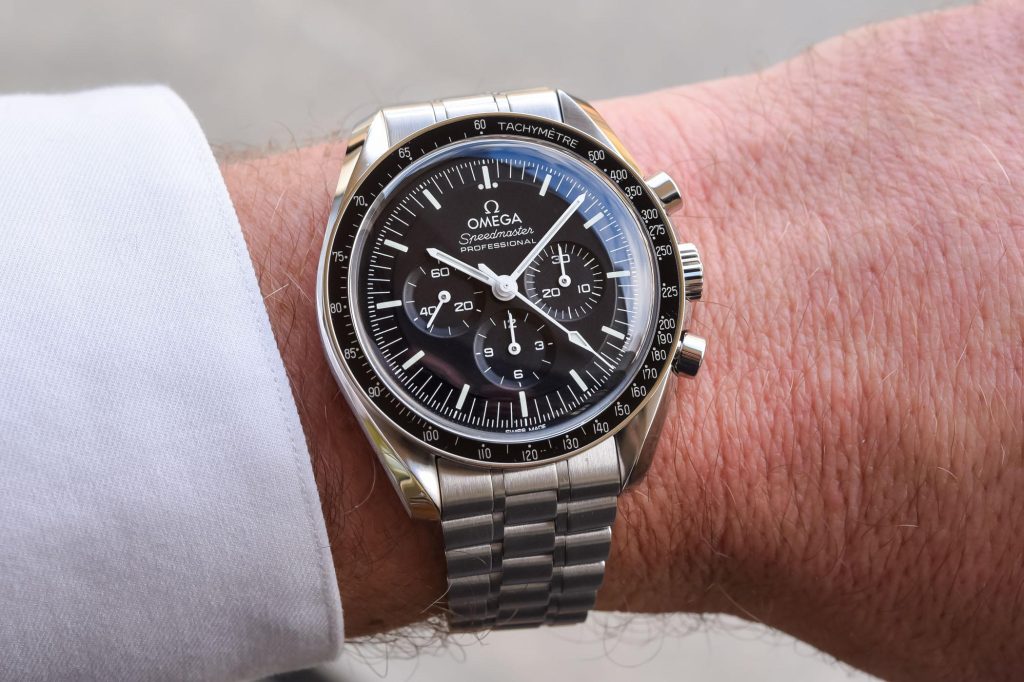 Omega Speedmaster Professional Moonwatch Master Chronometer