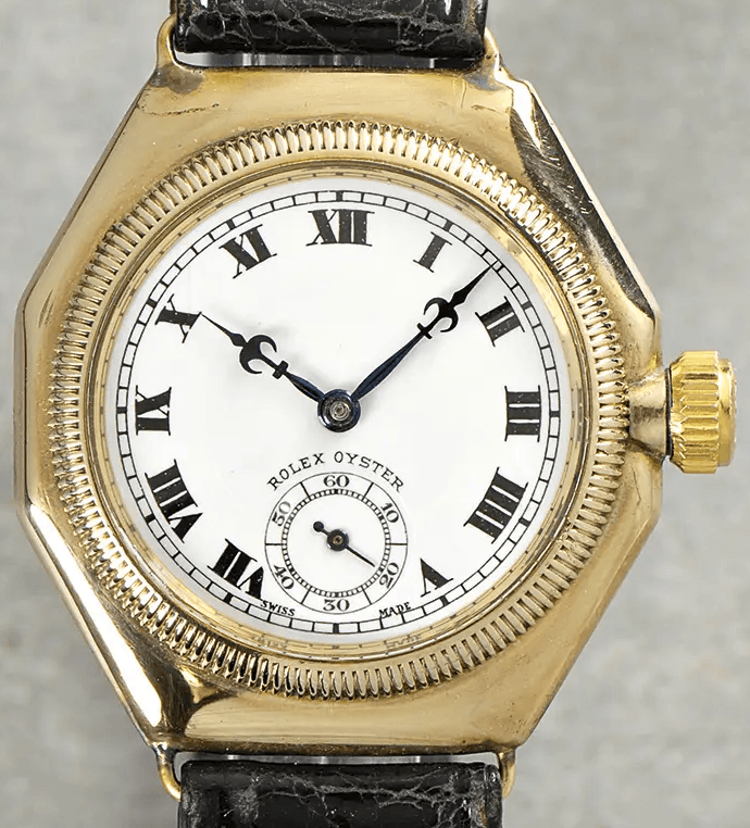 Rolex 679 with white enamel dial and fleur-de-lis hands