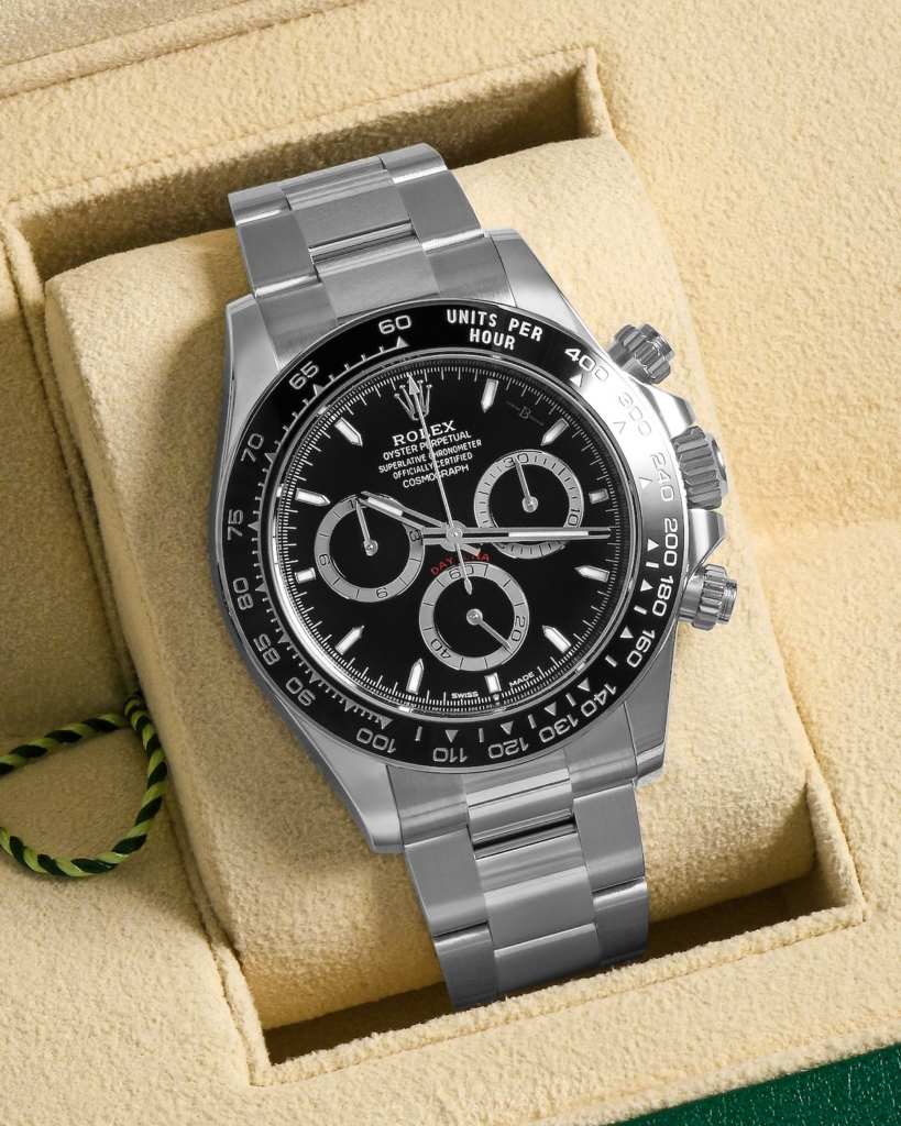 Daytona 126500LN black dial