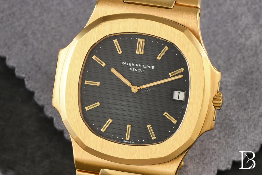 3700J: one of the most popular yellow gold watches for men