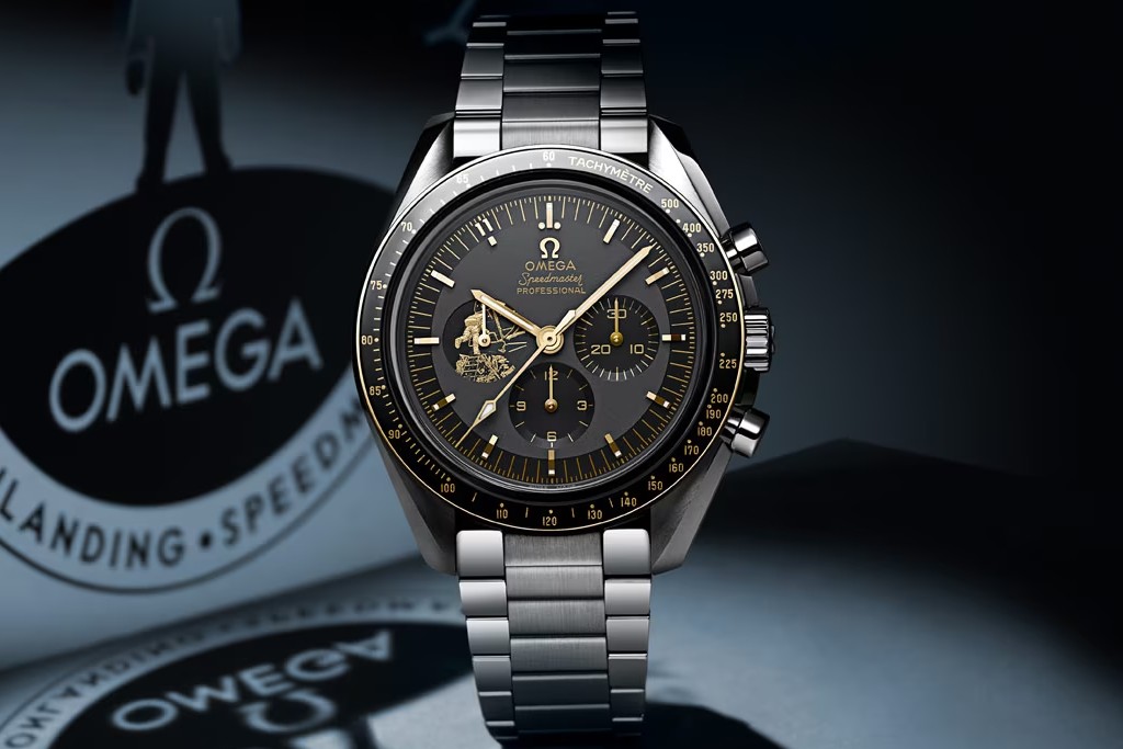 Two-Tone Omega Speedmaster ref. 310.20.42.50.01.001