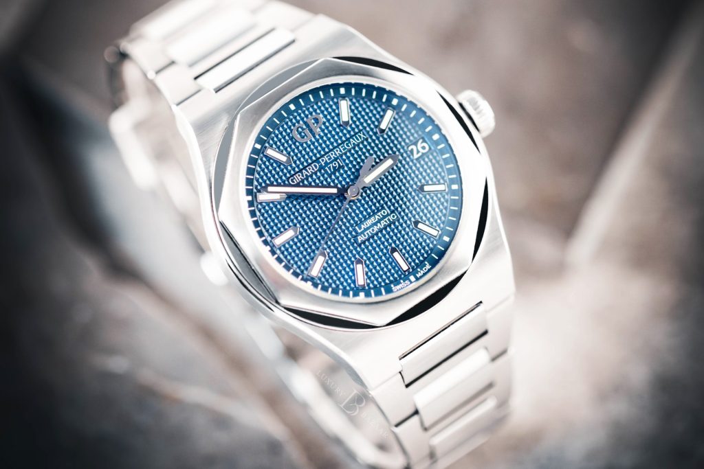 GP Laureato with blue hobnail dial