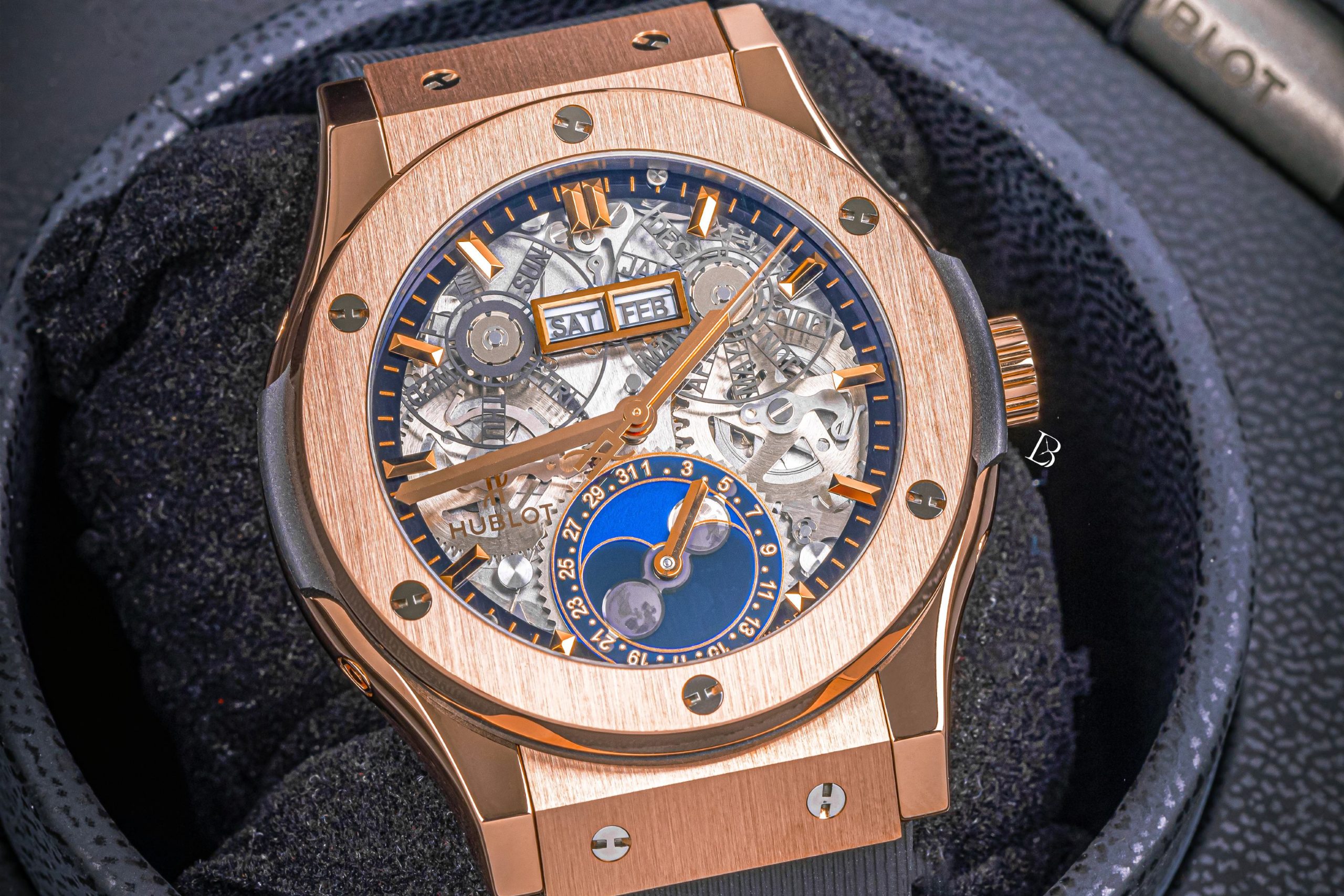 Hublot Classic Fusion Aerofusion Moonphase King Gold Watch 547.0X.0180.LR
