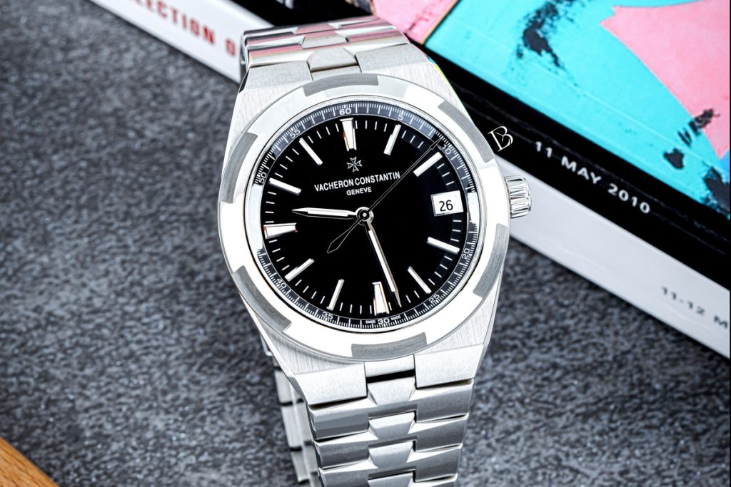 Best integrated bracelet watches: Vacheron Constantin Overseas