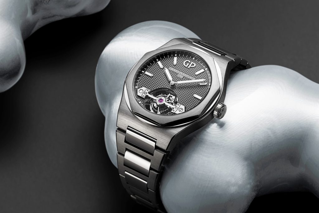 2025 Girard-Perregaux Laureato Tourbillon Bucherer Exclusive (ref. 99115-21-3372-1GM)
