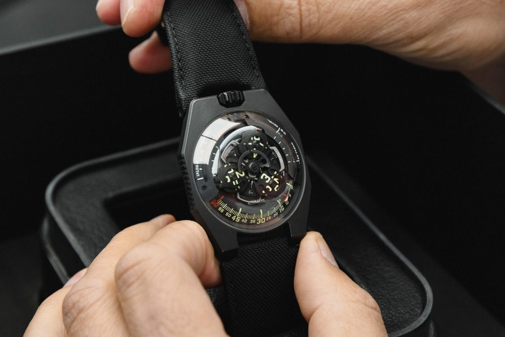 UR-100 Space Time Black