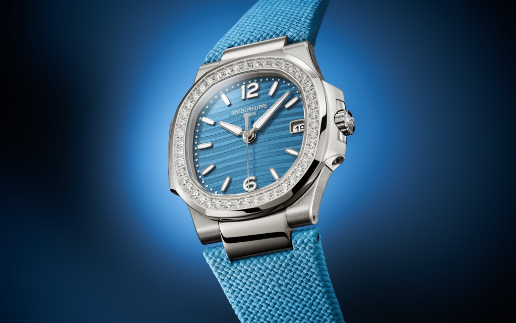 Ladies' Nautilus 7010G-013 