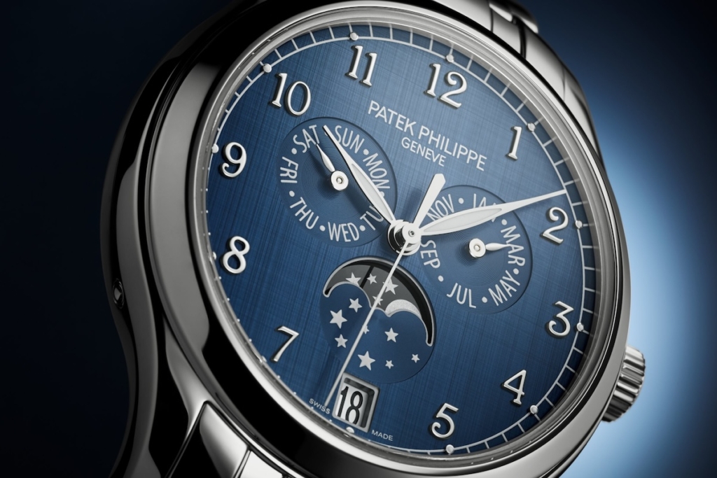 Patek Annual Calendar 4947 
