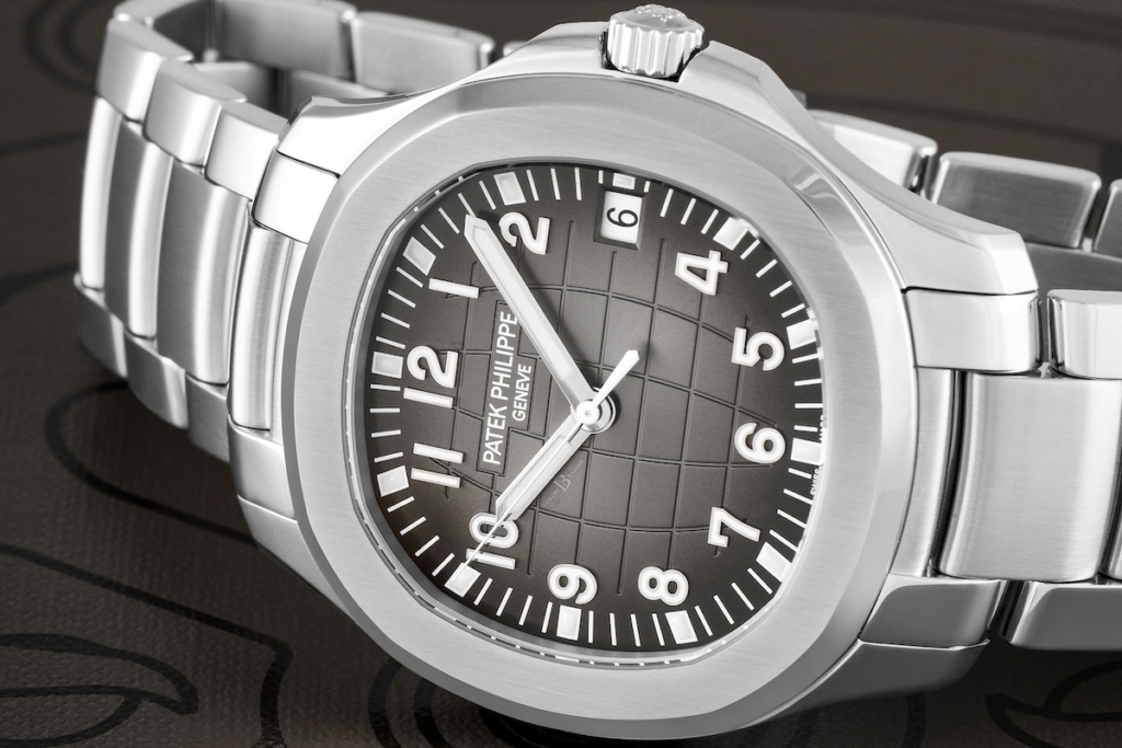 The discontinued Aquanaut 5167/1A-001 with an integrated bracelet