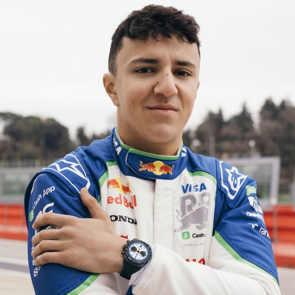 F1 Drivers Luxury Watches: Isack Hadjar wearing the Black Bay Chrono "Carbon 25" 