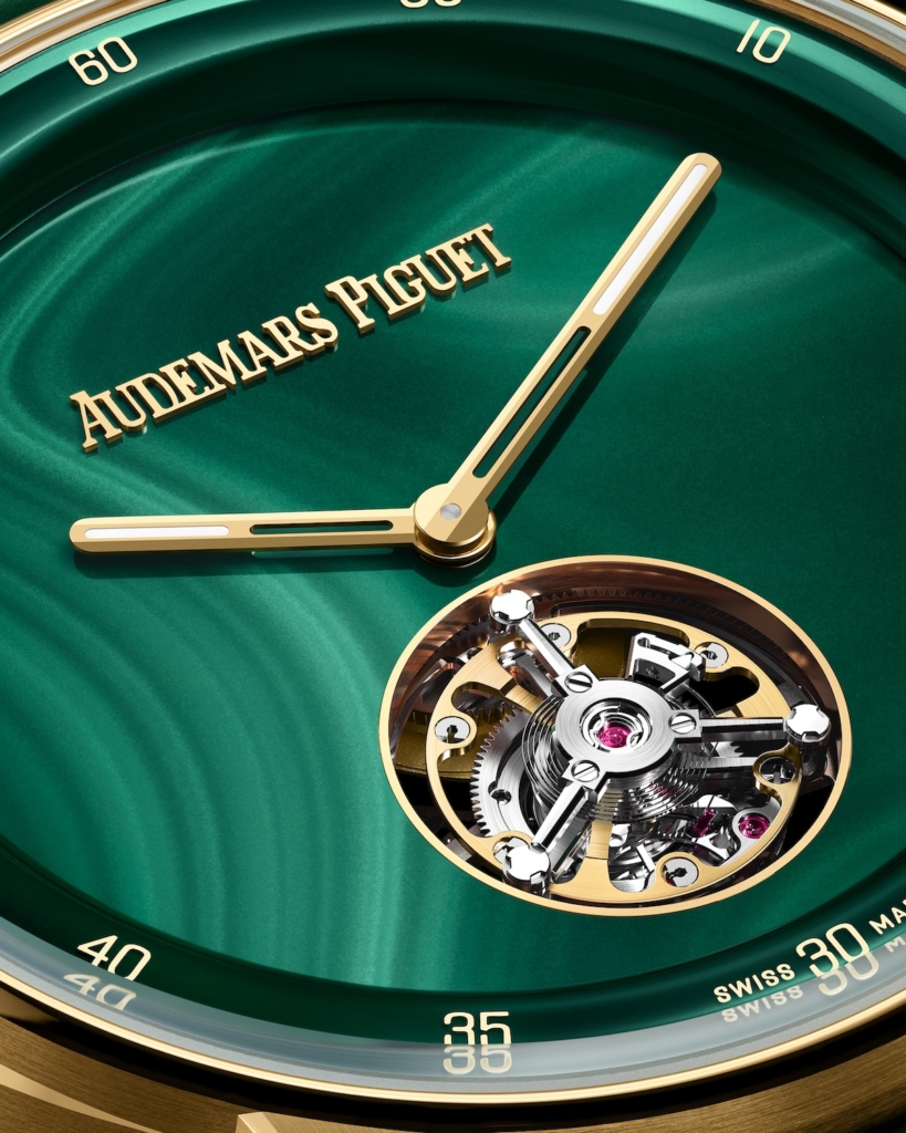 Green malachite dial (ref. 26665BA.OO.D412CR.01)