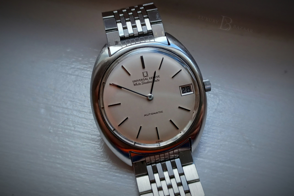 Universal Geneve White Shadow Date ref. 867102