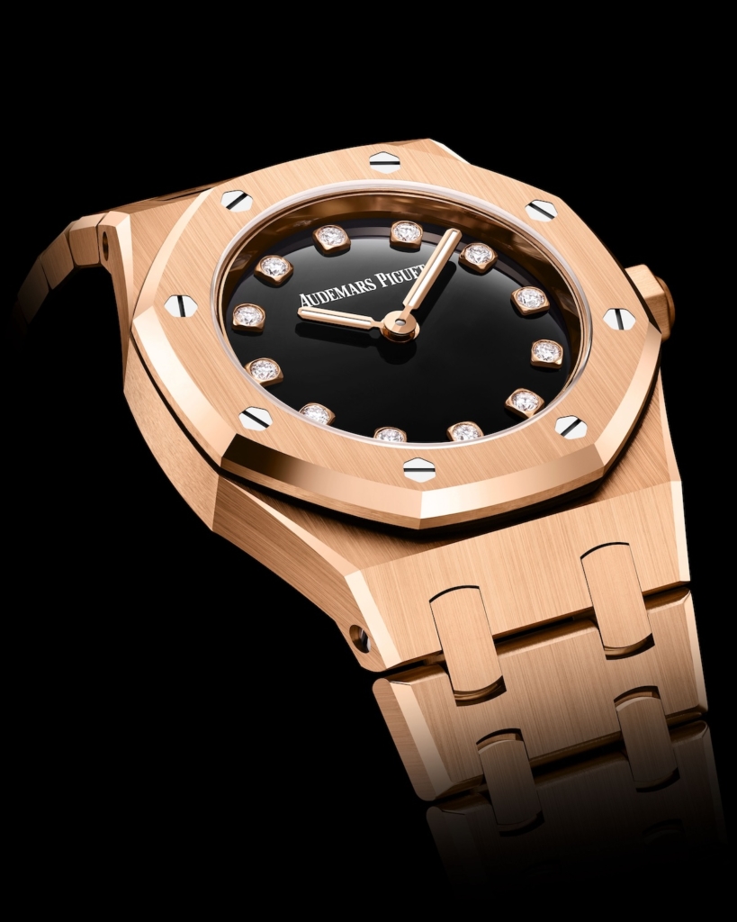 2026 Audemars Piguet Mini Royal Oak 67630OR.OO.1312OR.01-B (Image: AP)