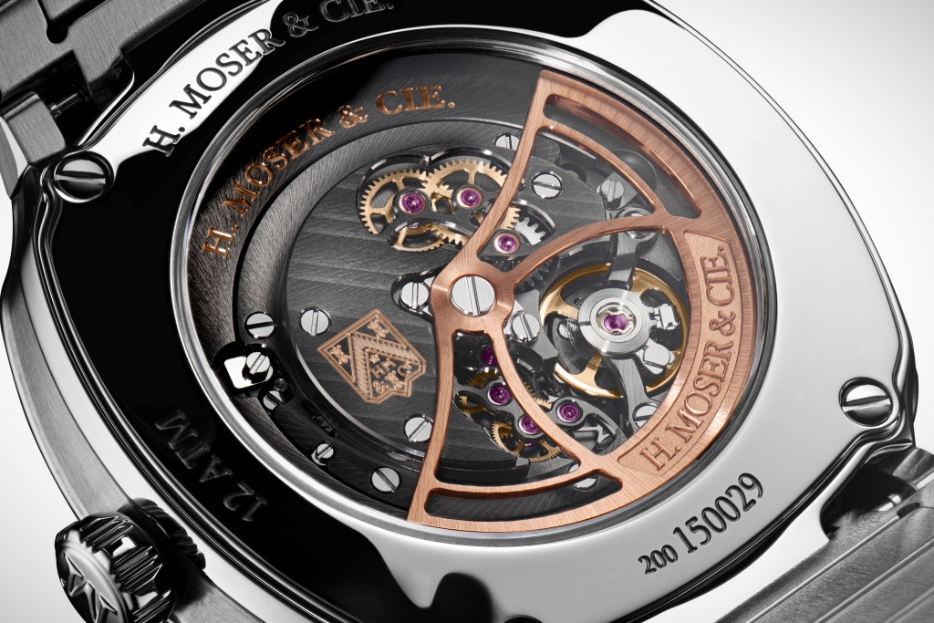 Caliber HMC 400 beats 7 times per second