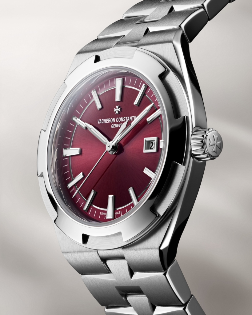 Overseas Self-Winding ref. 4600V/200A-H127