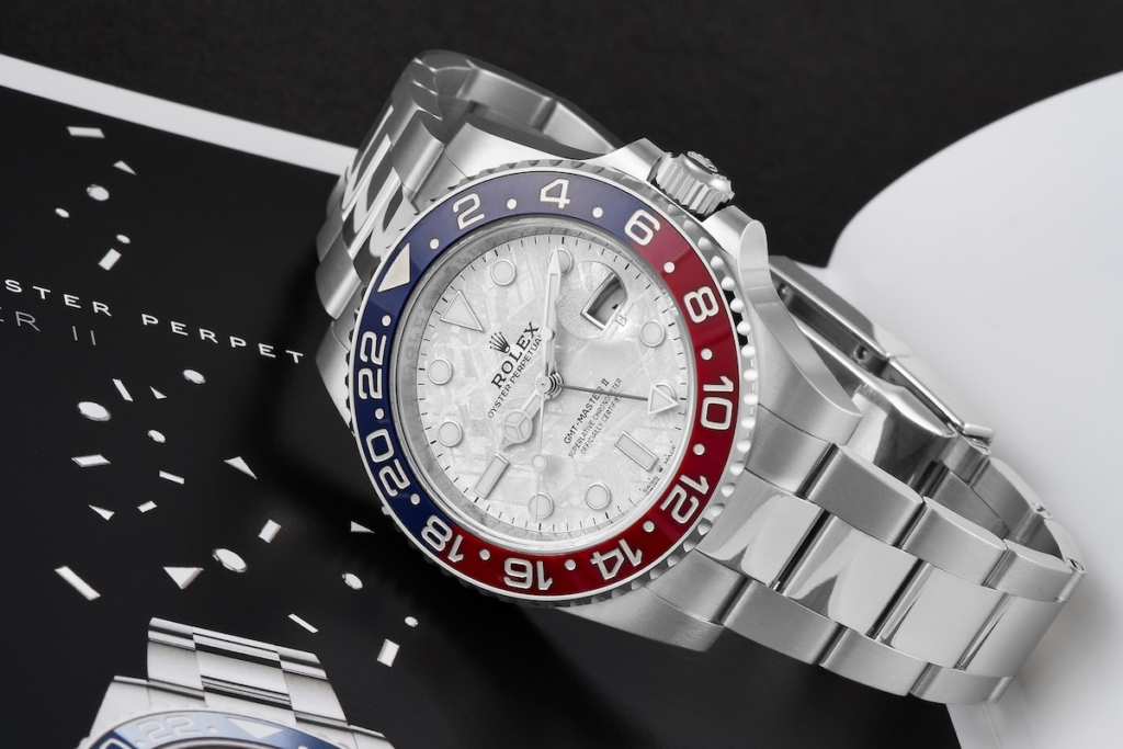 Discontinued Rolex: White gold GMT-Master II 126719BLRO in white gold
