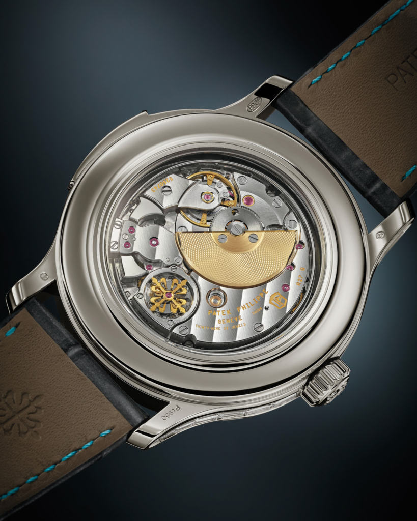 Caliber R 27 Q automatic powers the 2026 Patek Philippe 5374