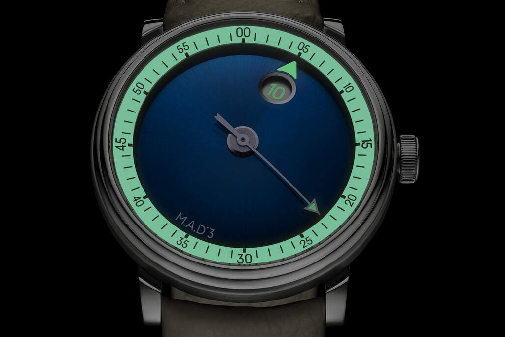 Sweet lume shot of the M.A.D.3 x Vincent Calabrese collab