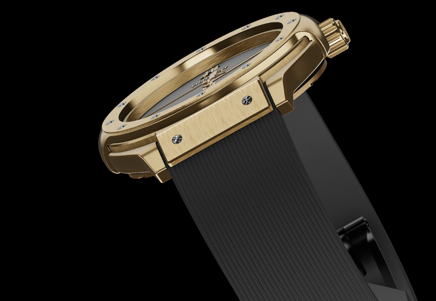 Compared to a typical Classic Fusion 38, the bezel of the Tributo juts up less. Plus the side-wings swoop down on the Tributo