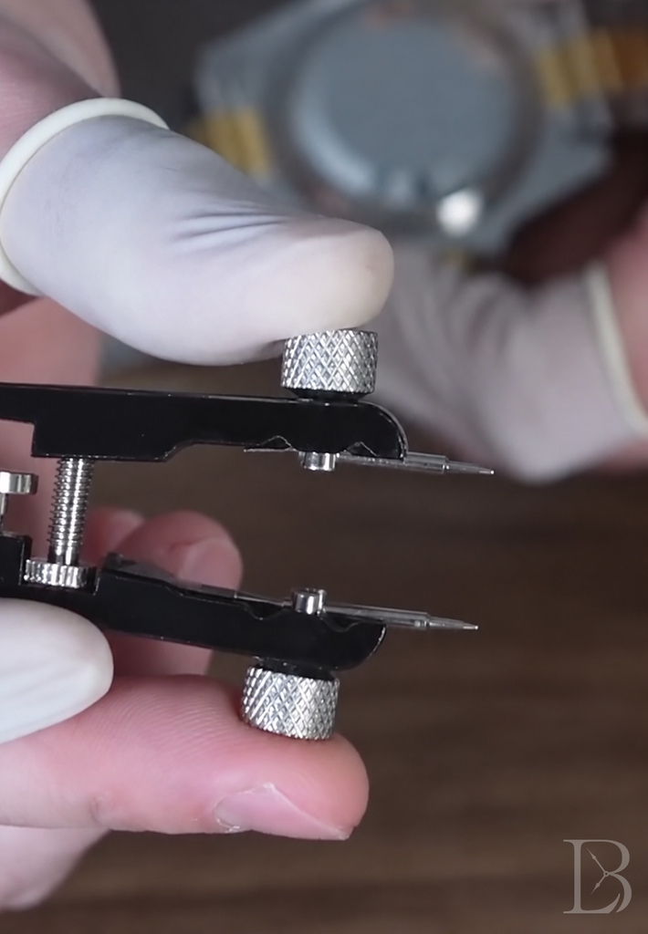 Springbar tools are great for removing bracelets of Rolexes without lugholes (~2000 or newer)